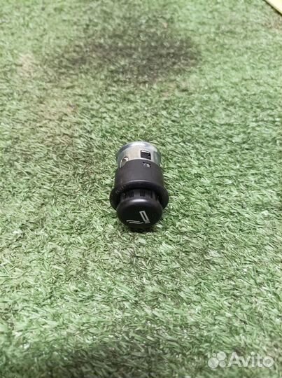 Прикуриватель VW Jetta 2005-2011