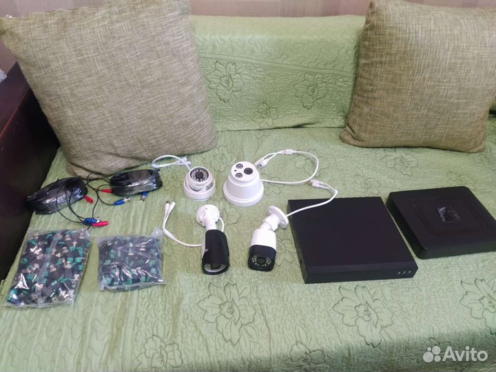 Комплекты видеонаблюдения