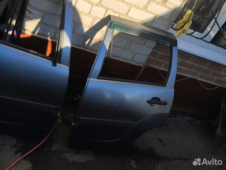 Нива шевроле двери