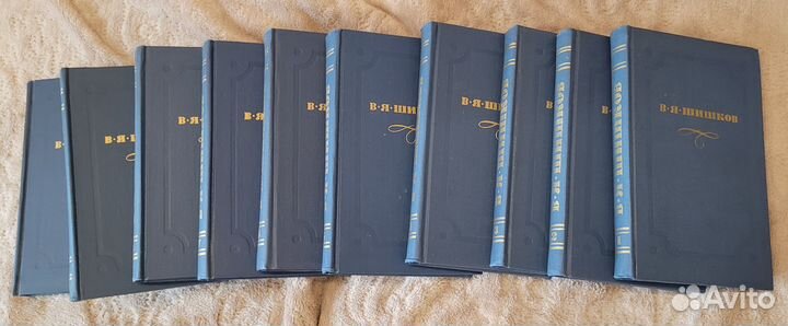 Распродаю домашнюю библиотеку