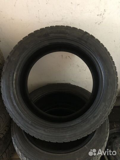 Yokohama Ice Guard IG30 215/50 R17