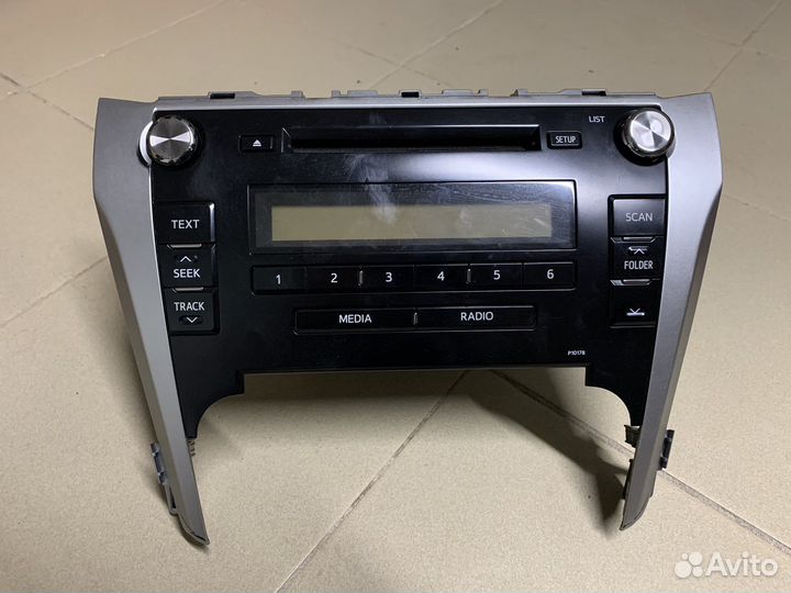 Магнитола на Камри 50