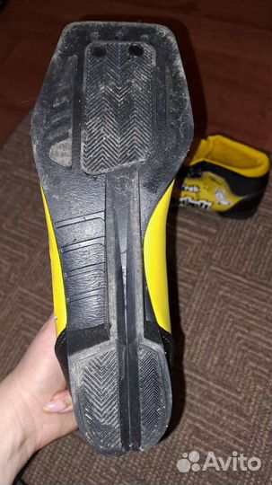 Лыжные ботинки