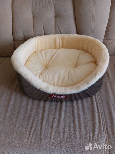 Лежанка для собак и кошек