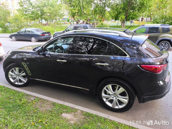 Infiniti QX70 3.7 AT, 2016, 153 000 км