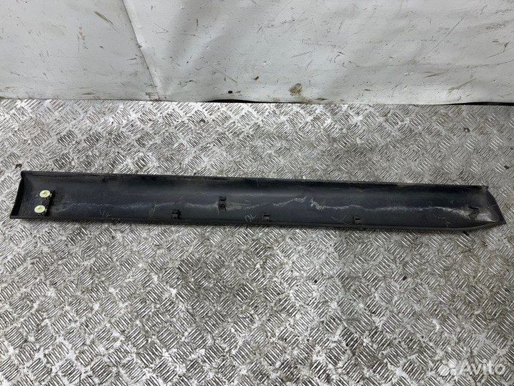 Накладка двери передняя правая Nissan X-Trail T31