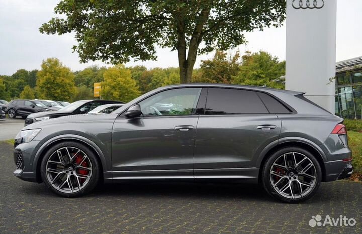 Audi RS Q8 4.0 AT, 2025, 50 км