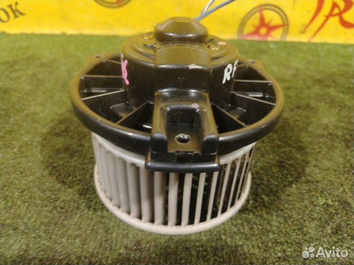 Мотор печки Honda Stepwgn RF1 B20B 2000