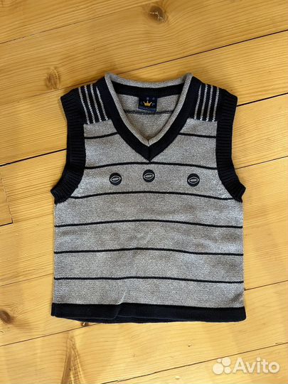 Рубашки и жилетка на мальчика