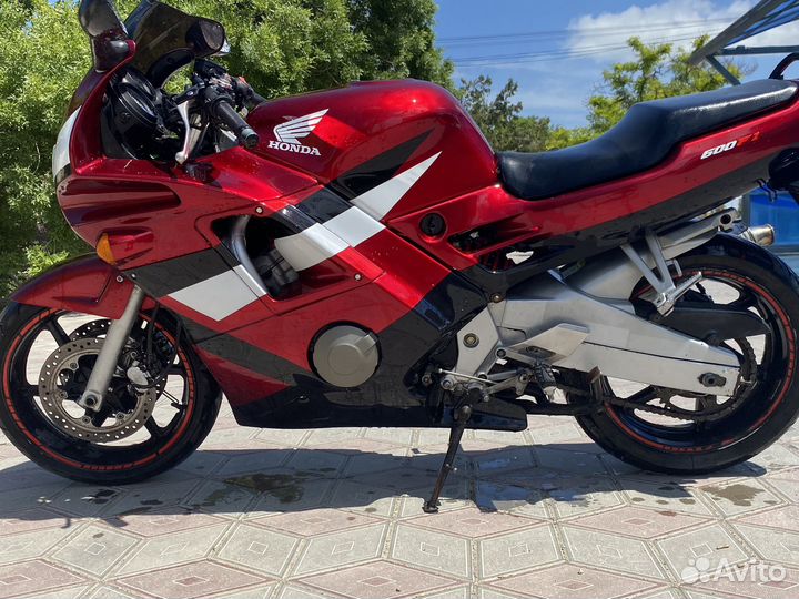 Honda CBR 600 F2