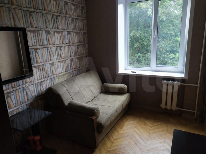 Комната 12 м² в 3-к., 4/5 эт.