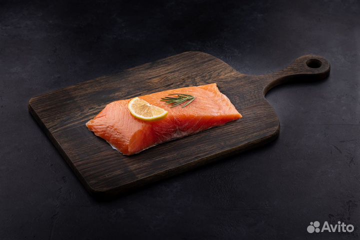 Форель слабосоленая. Из охлажденного сырья