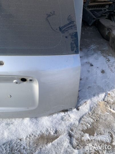 Крышка (дверь) багажника для Nissan Note E11