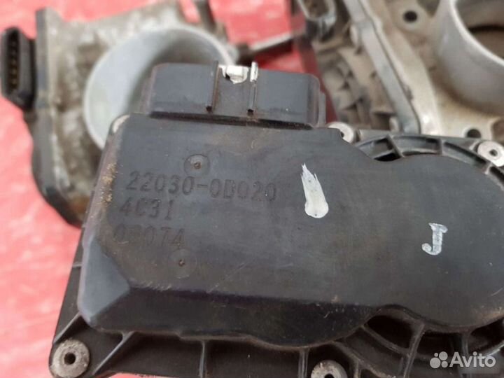 Дроссельная заслонка Toyota