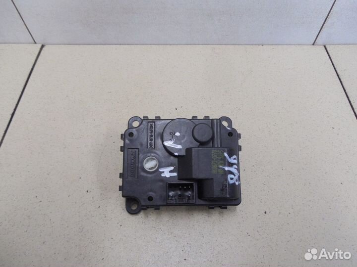 Моторчик заслонки отопителя Mohave 2009