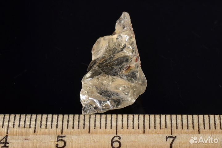 Прозрачный скаполит. Лот №811