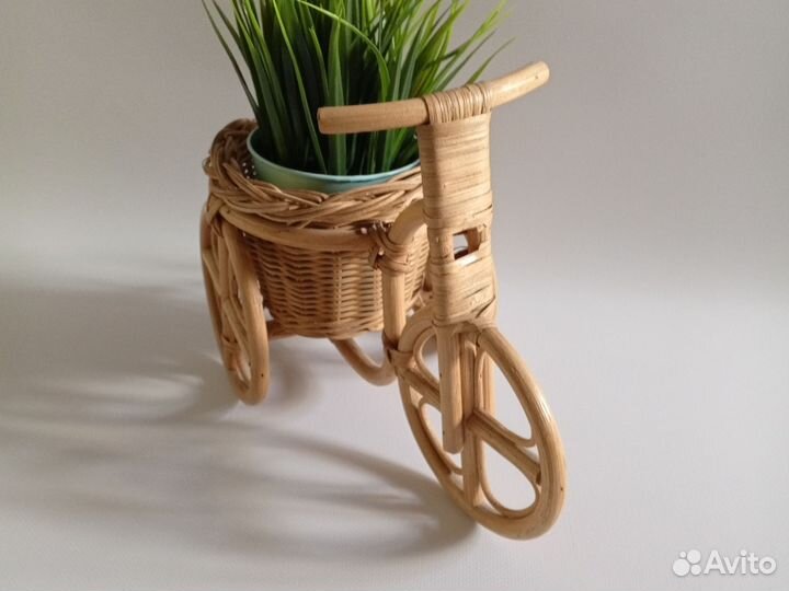 Кашпо плетеное велосипед