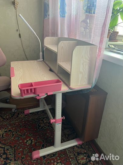 Детская растущая парта с креслом