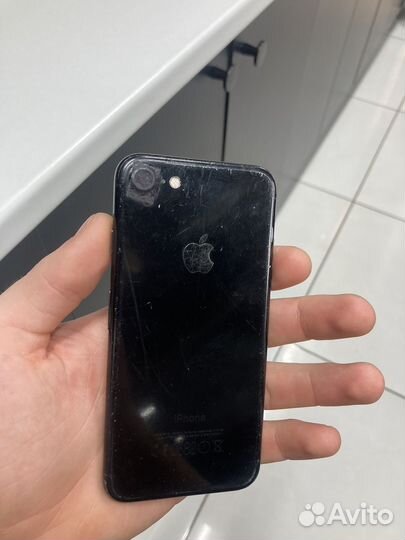 iPhone 7, 32 ГБ