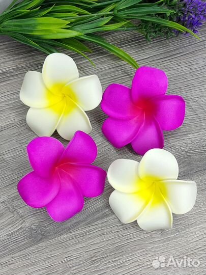 Заколки для волос цветы 4 штуки