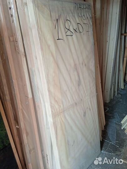 Двери деревянные