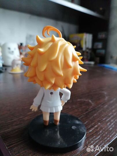 Фигурка Эммы