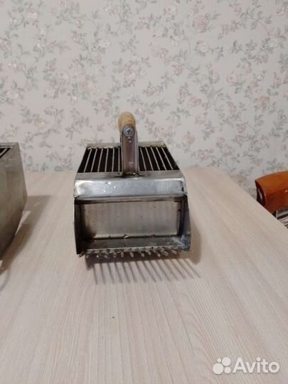 Комбайн для сбора ягод (хапуга )