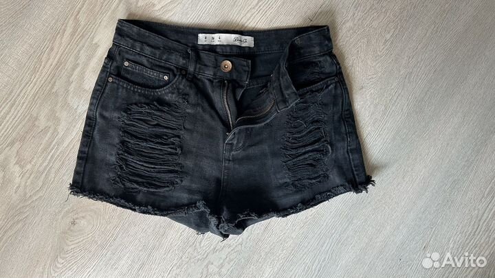 Шорты женские