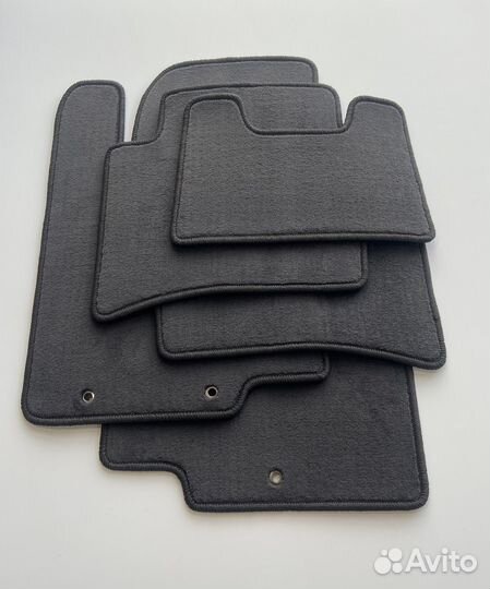 Ворсовый автоковрик