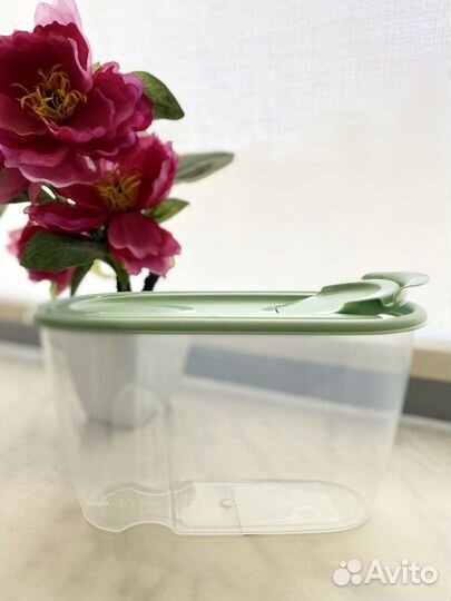 Ёмкость контейнер для сыпучих продуктов 0.9л