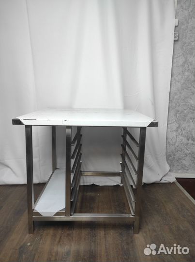 Подставка под пароконвектомат