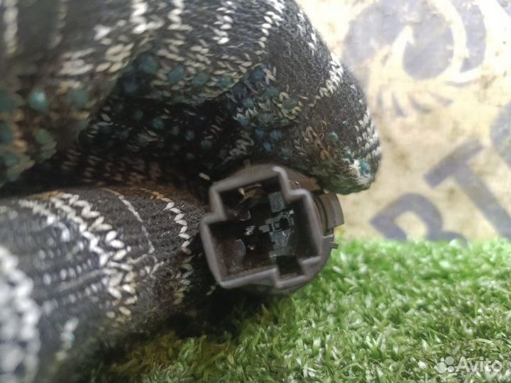 Кнопка открывания багажника Ford Fusion хэтчбек