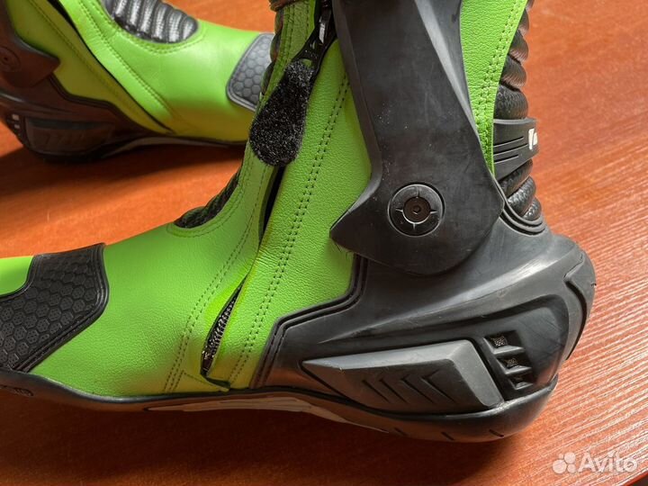 Мотоботы buse