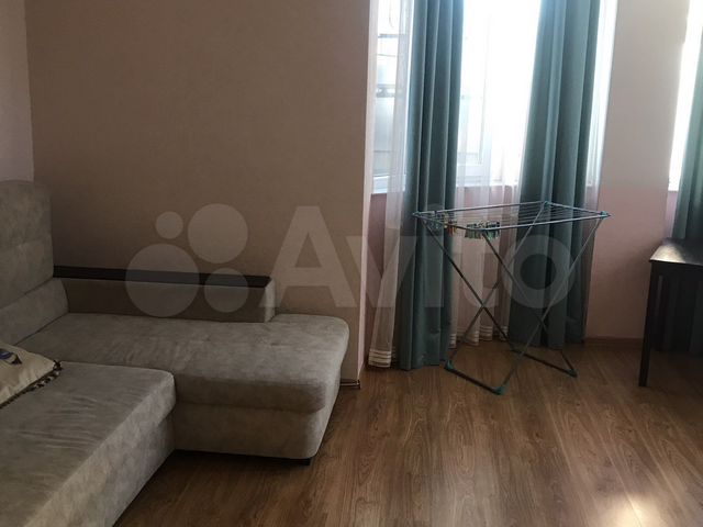 2-к. квартира, 50 м², 1/5 эт.