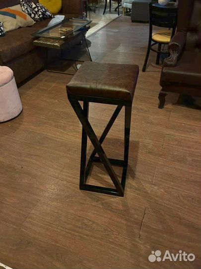 Барный стул