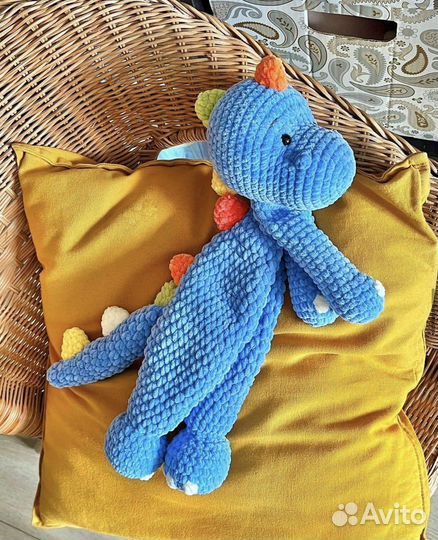 Вязаные игрушки ручной работы