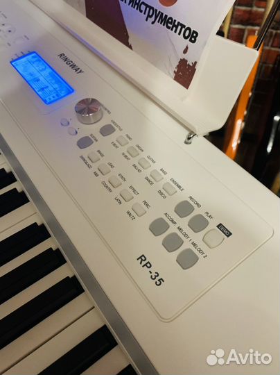 Цифровое Пианино с Возможностями Синтезатора