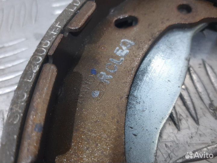 Механизм стояночного тормоза Hyundai Solaris RB