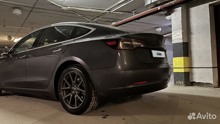 Tesla Model 3 211 л.с. AT, 2018, 81 000 км