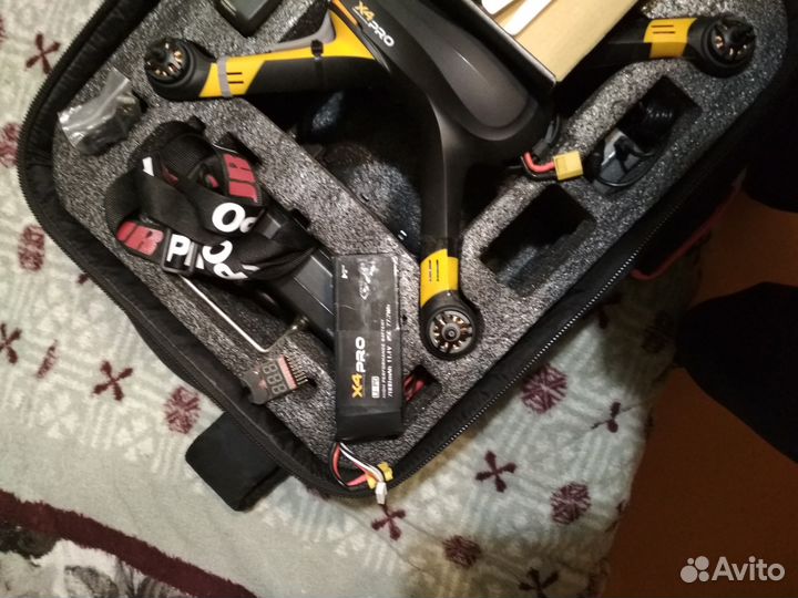 Квадрокоптер H109s