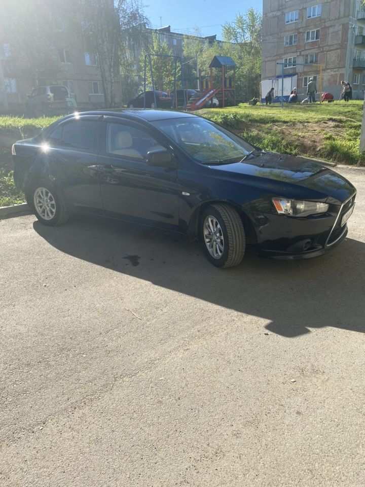 Mitsubishi Lancer: фото владельца