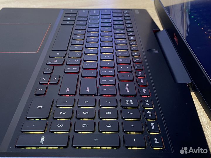 Игровой ноутбук dell G3 с подстветкой