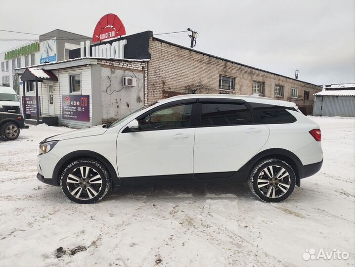 LADA Vesta Cross 1.8 AMT, 2020, 49 000 км