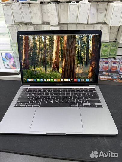 Macbook pro 13 M2 8gb 512gb