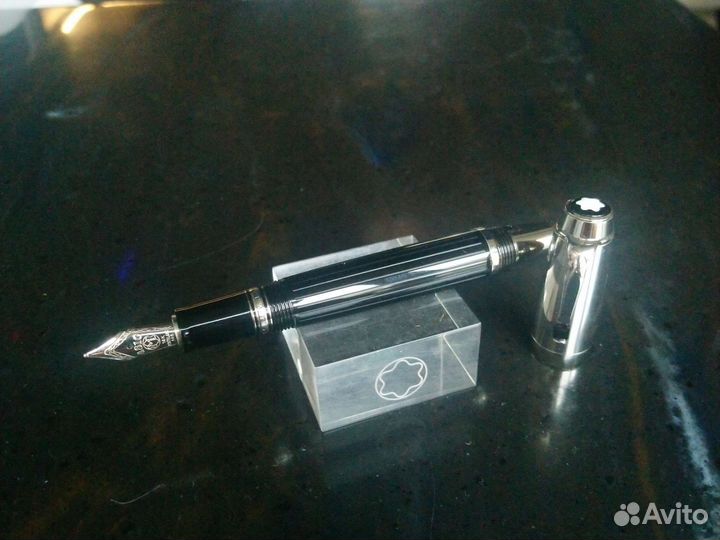 Ручка перо Montblanc Boheme Noir Platinum