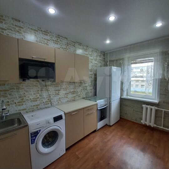 2-к. квартира, 51 м², 3/9 эт.