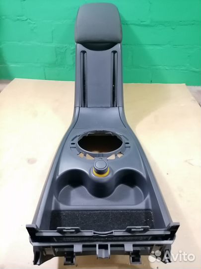 Консоль центральная, подлокотник Renault Megane 2