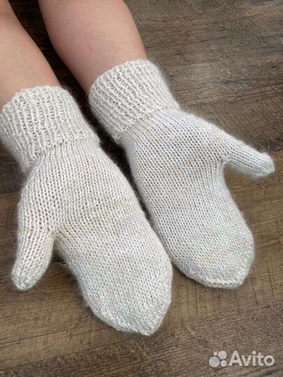 Варежки женские с козьего пуха