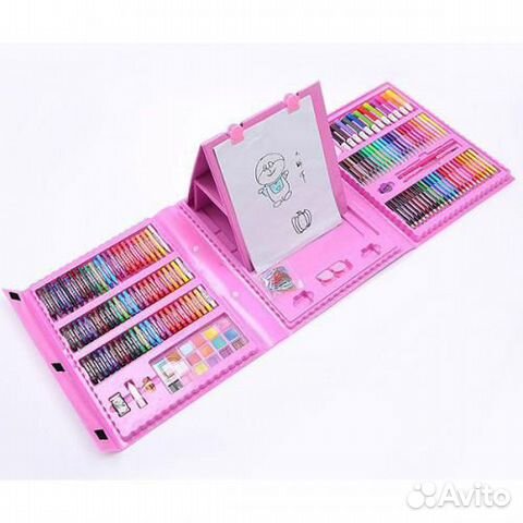 Художественный набор 208 предметов с мольбертом