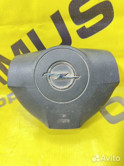 Подушка безопасности в рулевое колесо Opel Astra H